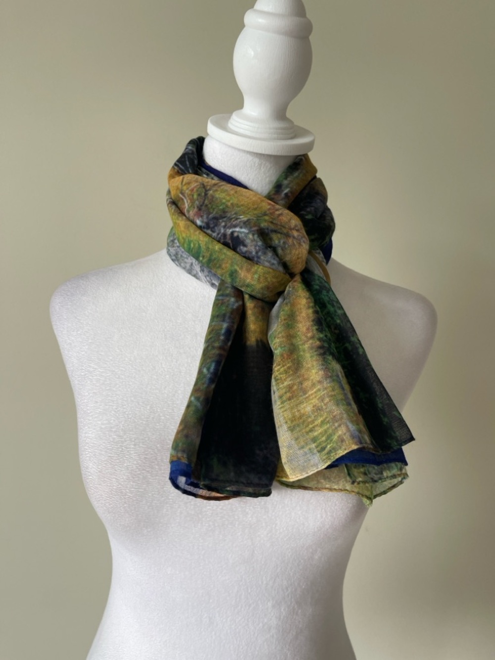 Scenic Print Lightweight Blue and Yellow Wrap or Scarf NWOT - Picture 3 of 5